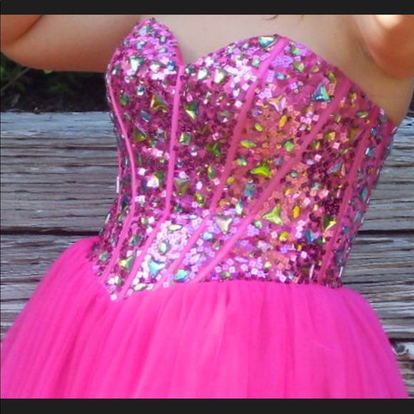 Prom Dress - Picture 2 of 3